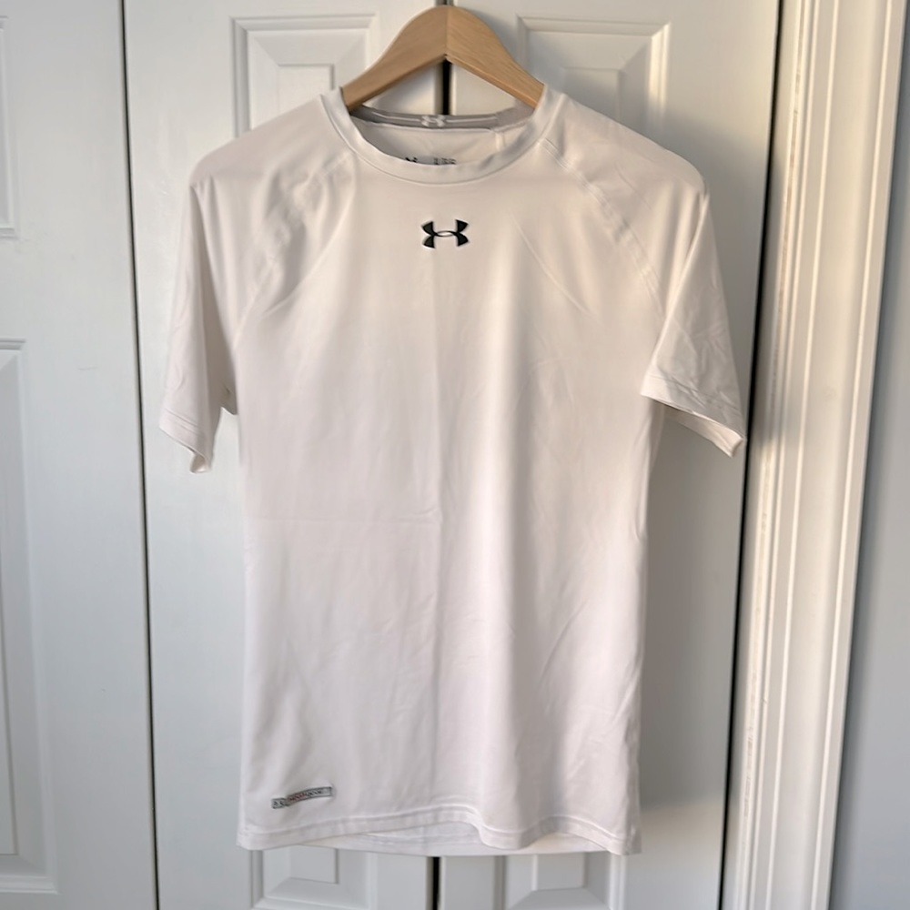 Under Armour Men’s Compression Shirt. Size XL